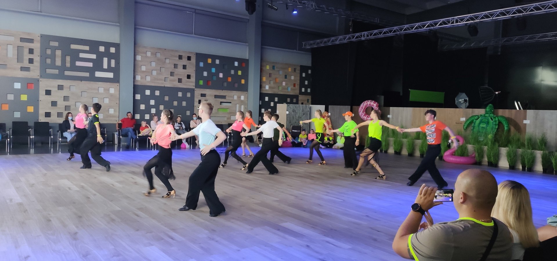 Tanecznie i walecznie