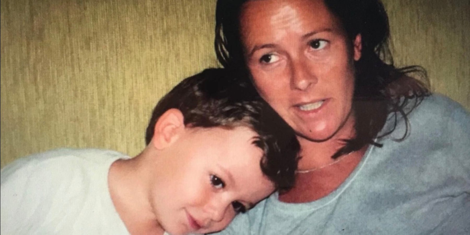 Scottish Mum abandoned by husband in Dubai and held over his debts, finally returns home