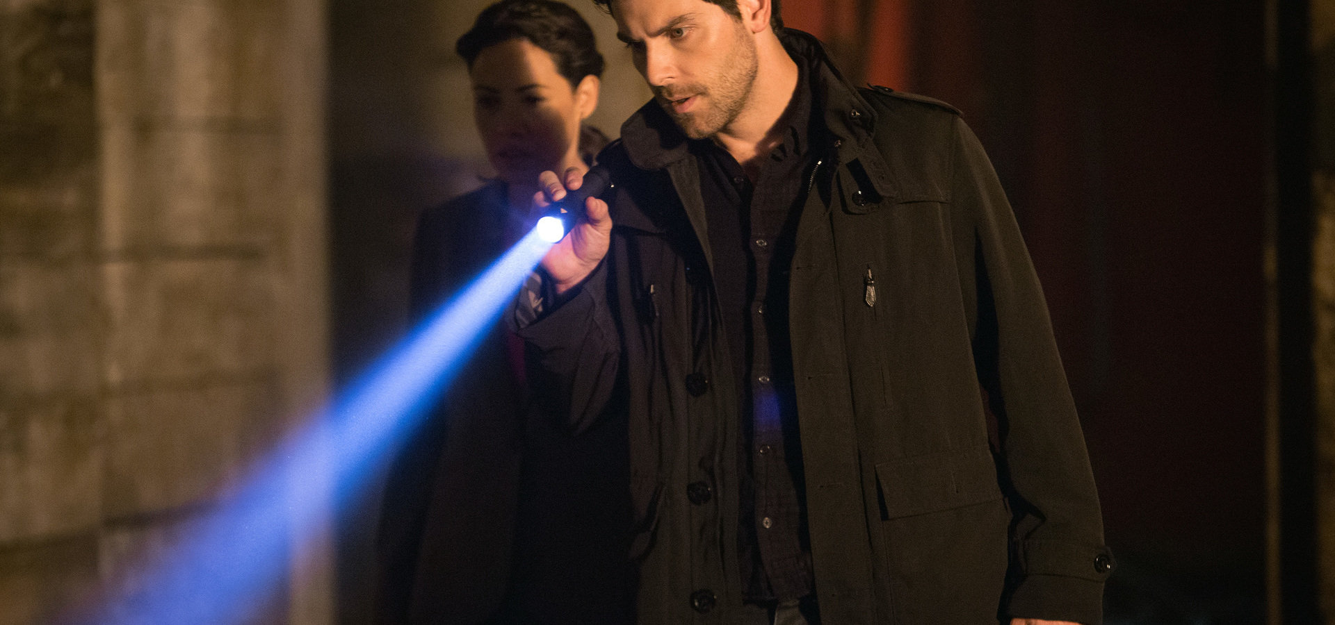 Serial kryminalny na podstawie kultowego filmu „Uśpieni” oraz 5. sezon serialu „Grimm”. W grudniu po raz pierwszy w polskiej telewizji, tylko  w CANAL+ SERIALE