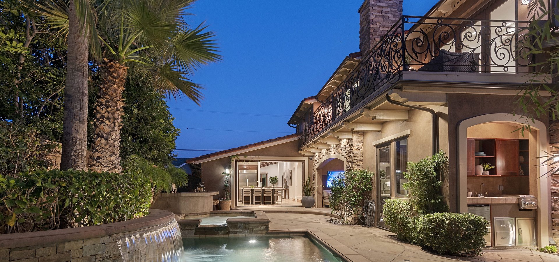 Coldwell Banker Realty Lists Automated Smart Home in Eastside Costa Mesa for $2.598 Million