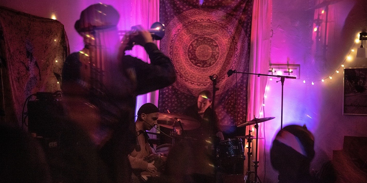 Space of Jazz i muzyka korzeni