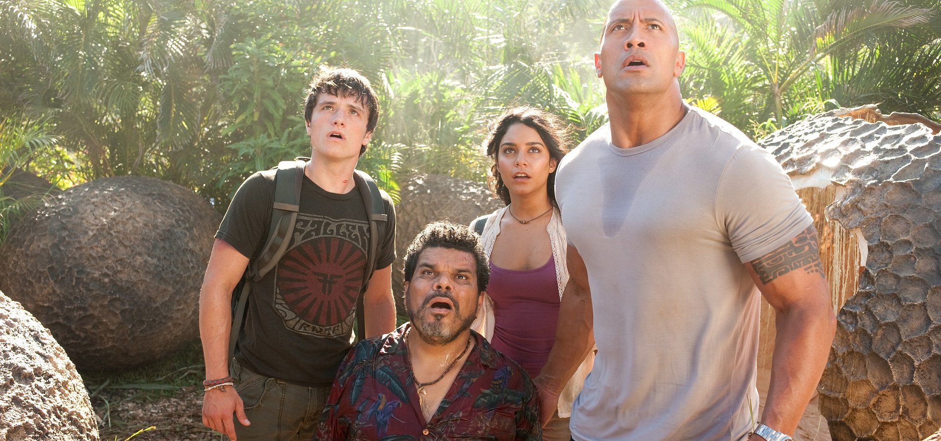 “VIAGEM AO CENTRO DA TERRA 2: A ILHA MISTERIOSA” É O FILMAÇO DE JULHO NA FOX