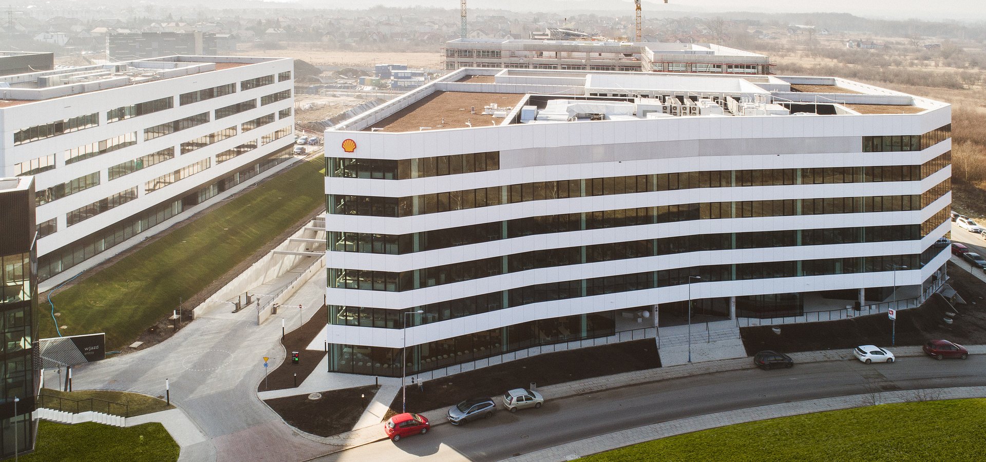 Nowe miejsca pracy w Małopolsce: Shell zwiększa inwestycje w Krakowie