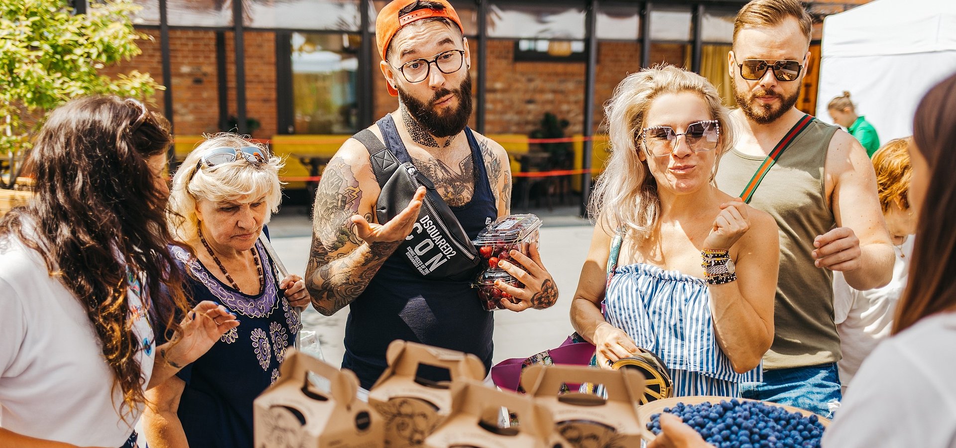 Super targ plantatorów i przetwórców owoców jagodowych w Koneserze