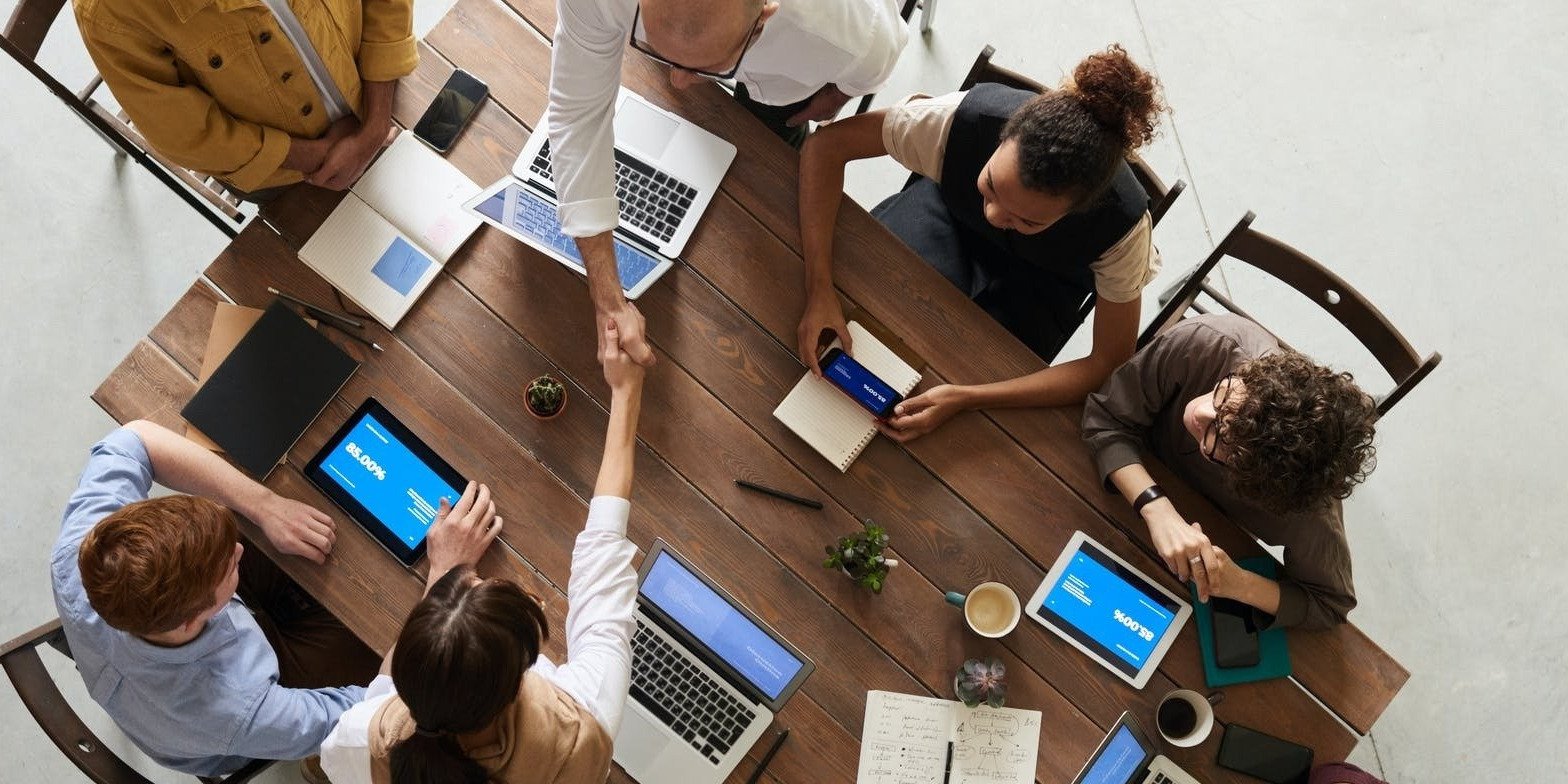 Co napędza Polaków do zmiany pracy. Badanie Pracuj.pl