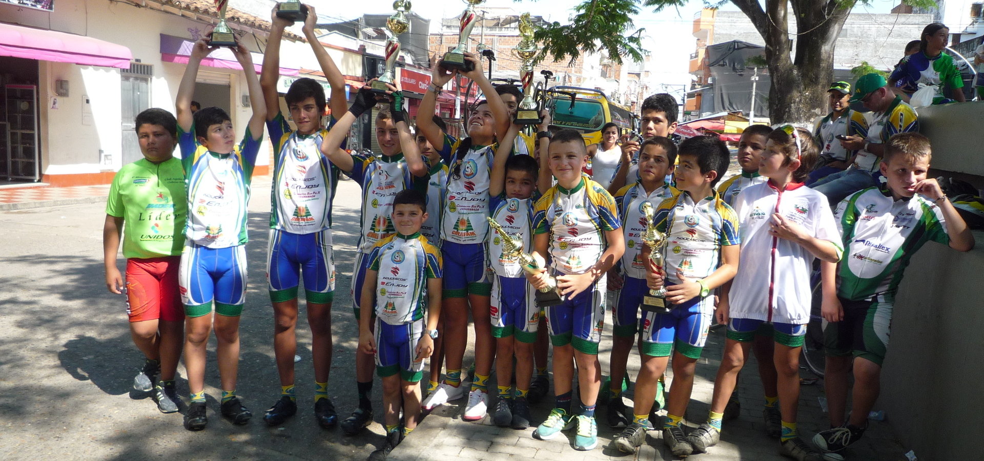 Planete+ z okazji Dnia Dziecka pyta, jak wychowywać