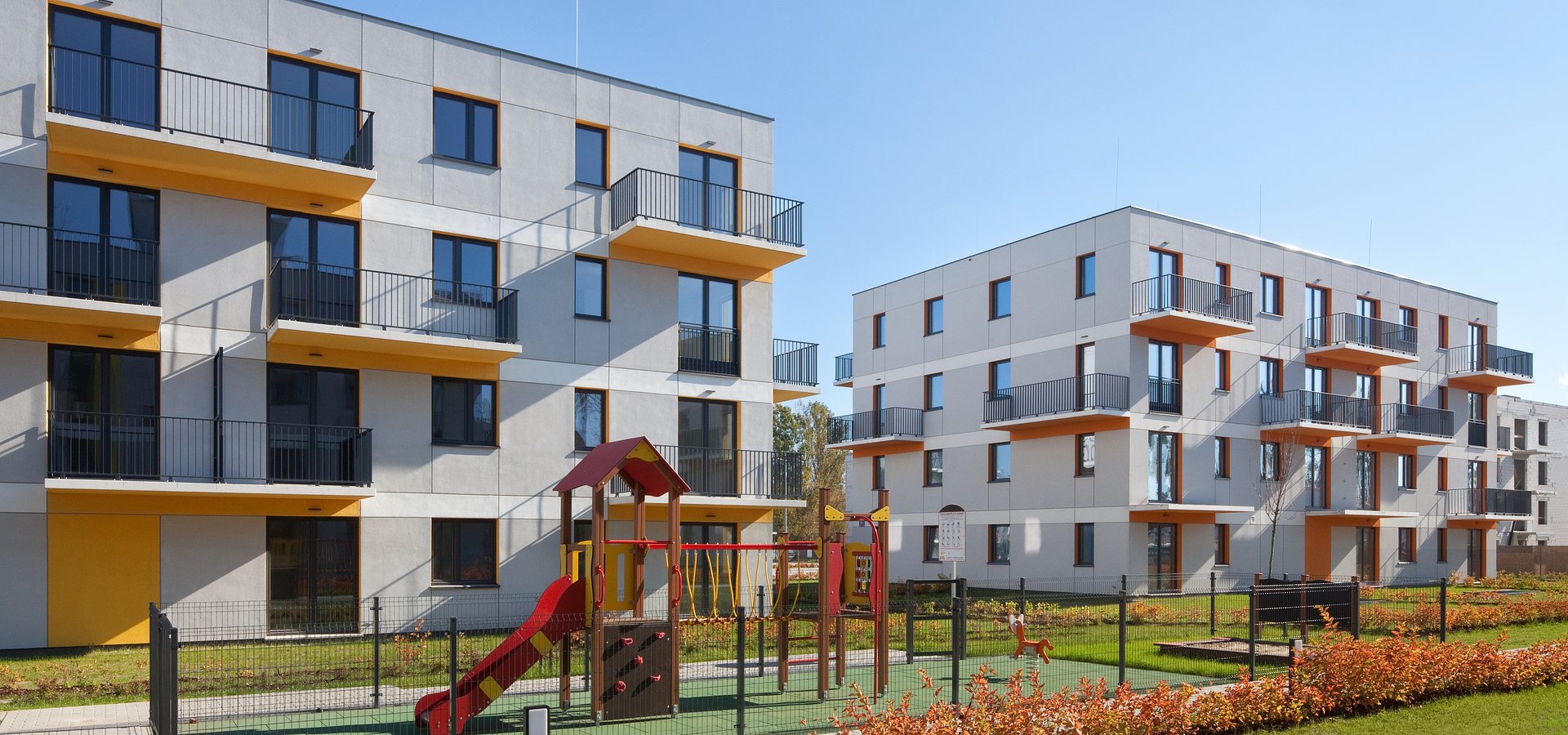 White Stone Development oddał do użytku czwarty etap i wprowadził do sprzedaży kolejne z bestsellerowego osiedla budowanego w Lesznowoli