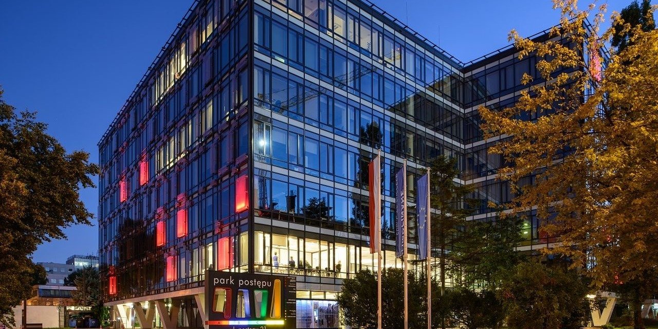 Brown-Forman Polska stays in myhive Park Postępu office complex