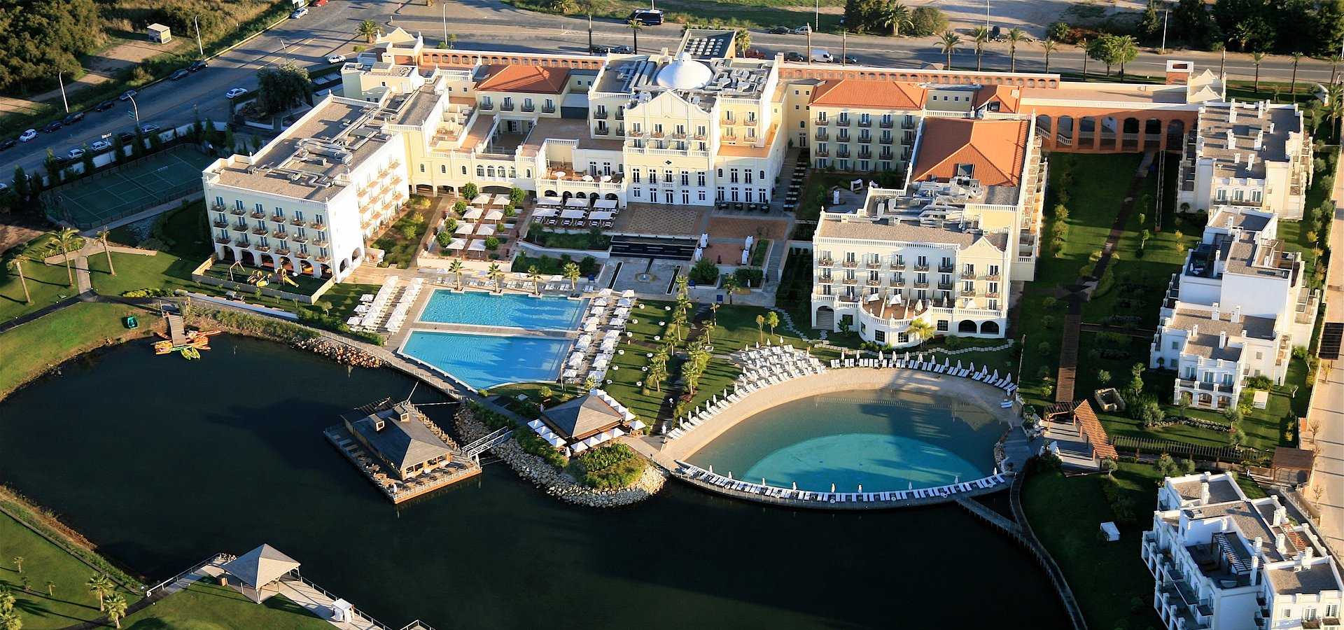 HIP ASSINA ACORDO COM A DOMES RESORT PARA A GESTÃO DO THE LAKE SPA RESORT, NO ALGARVE