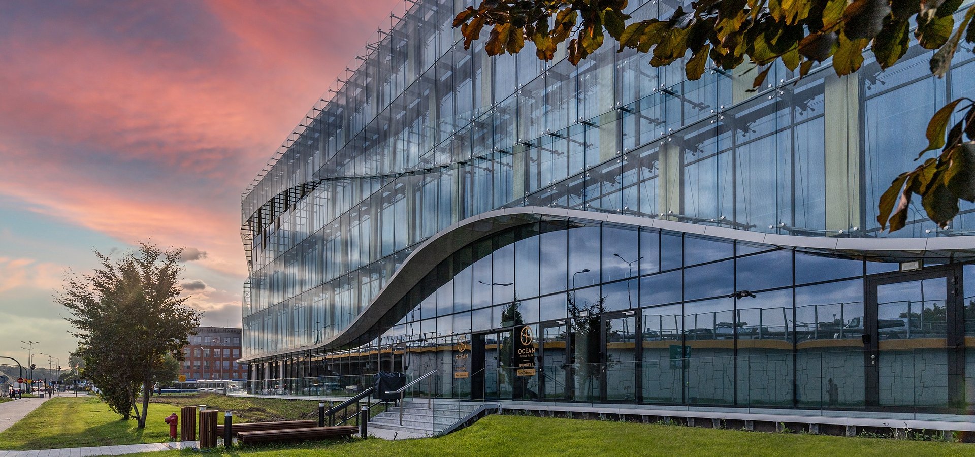 Polski zespół FLYR w Ocean Office Park w Krakowie