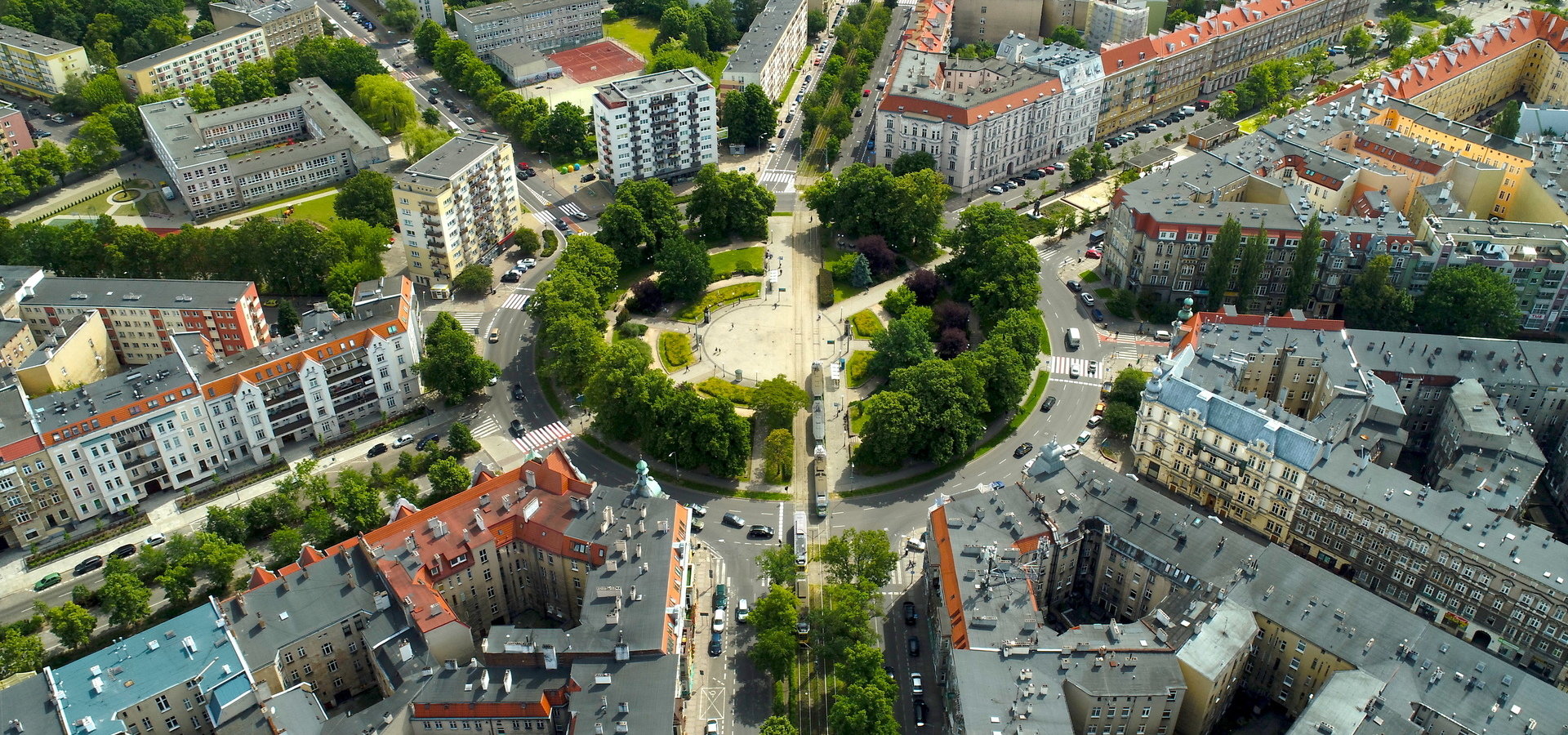 Pokaż swoje miasto z góry w Planete+