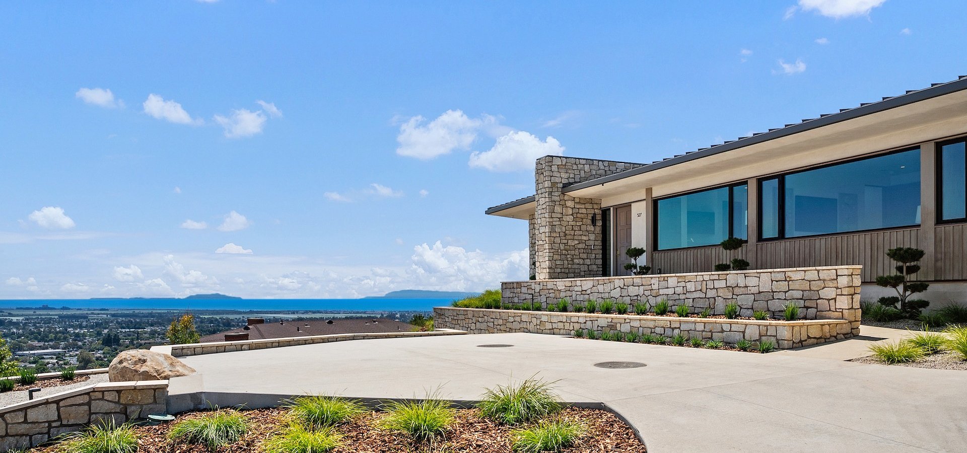 New Ventura Estate Designed by Renowned Getty Villa-Restoration Team Architect Steve Hoard Listed by Coldwell Banker Realty for $5 Million