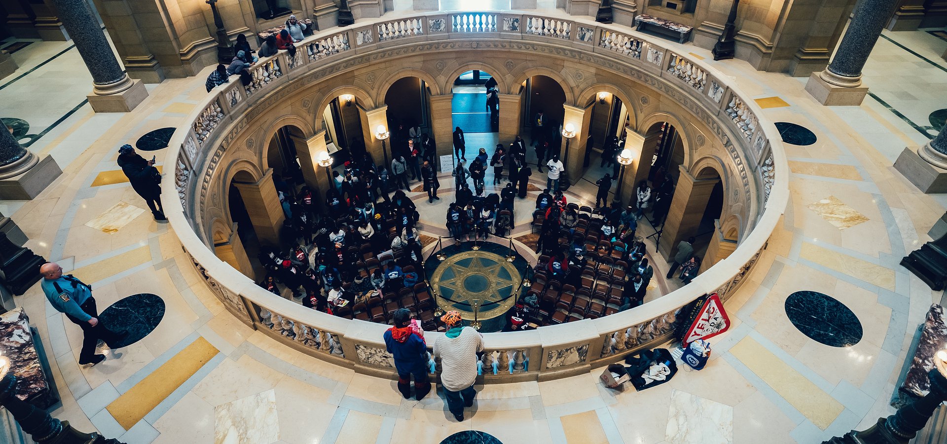 Weszliśmy w dekadę cyfrową. Czas na transformację rządów