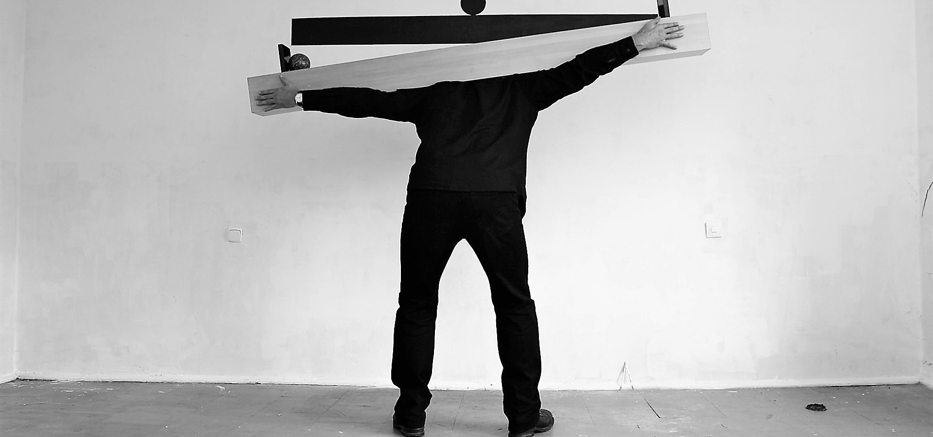 Łukasz Głowacki. Belka w oku dźwięczy