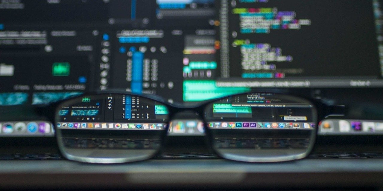 (Nie)stereotypowy programista. Jakie mity o developerach trzeba obalić?