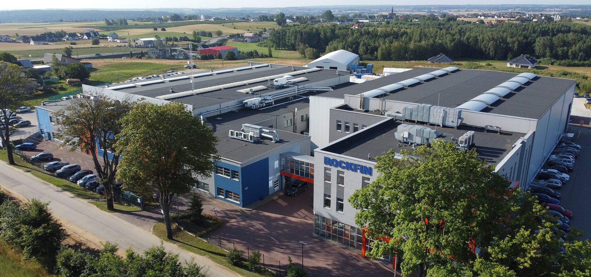 Modernizacja zakładu i nowe miejsca pracy dzięki Polskiej Strefie Inwestycji. Firma Rockfin rozwija skrzydła w Gorlicach