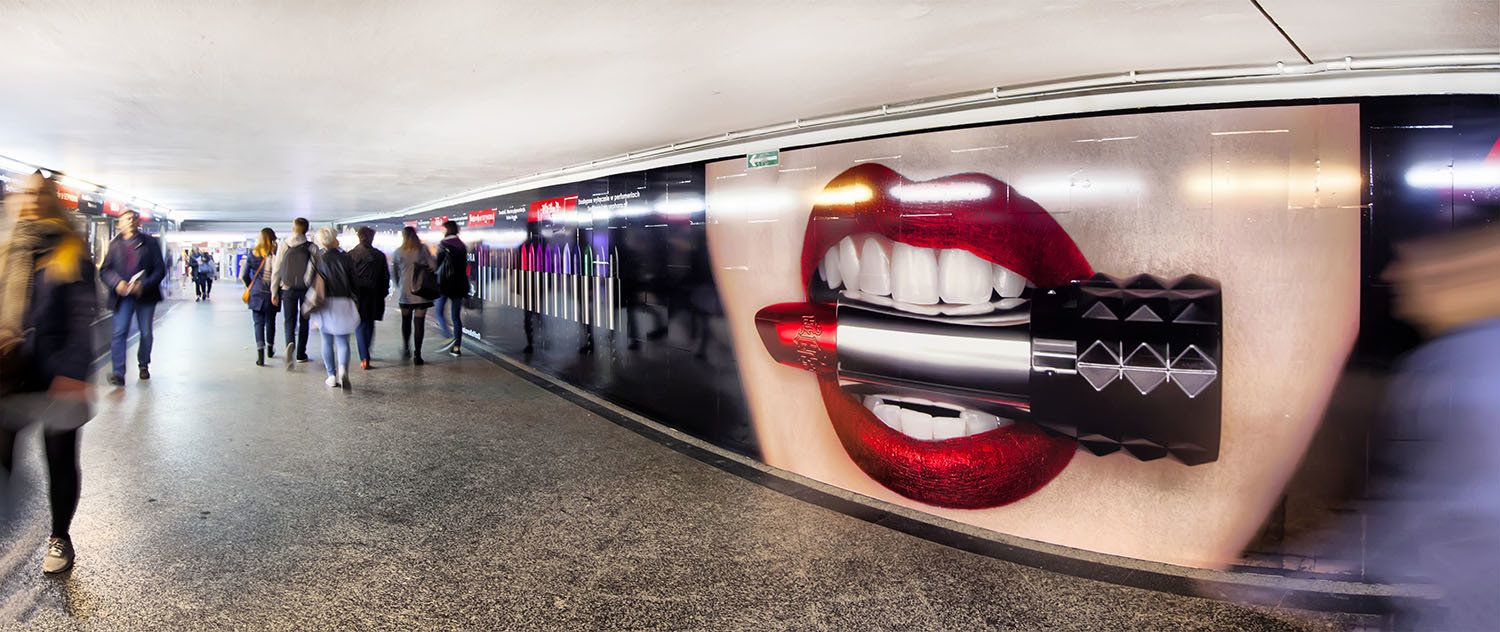 Sephora wspiera reklamowo markę Kat Von D Beauty