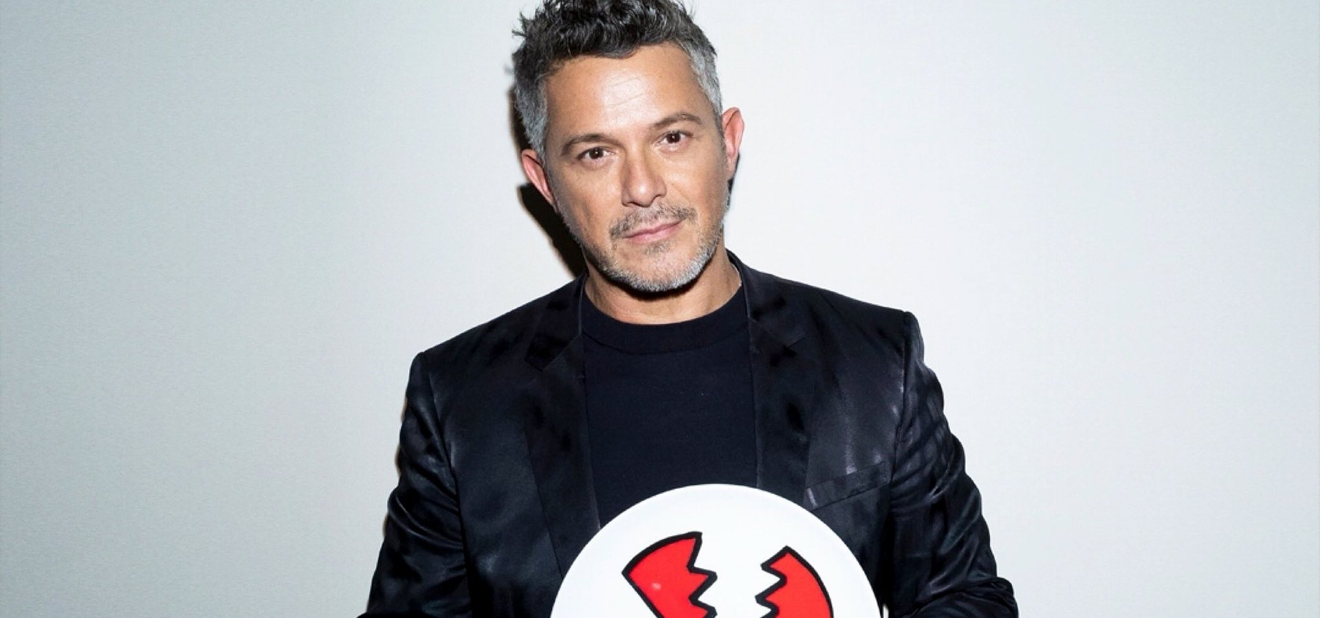 ALEJANDRO SANZ REGRESA A MÉXICO