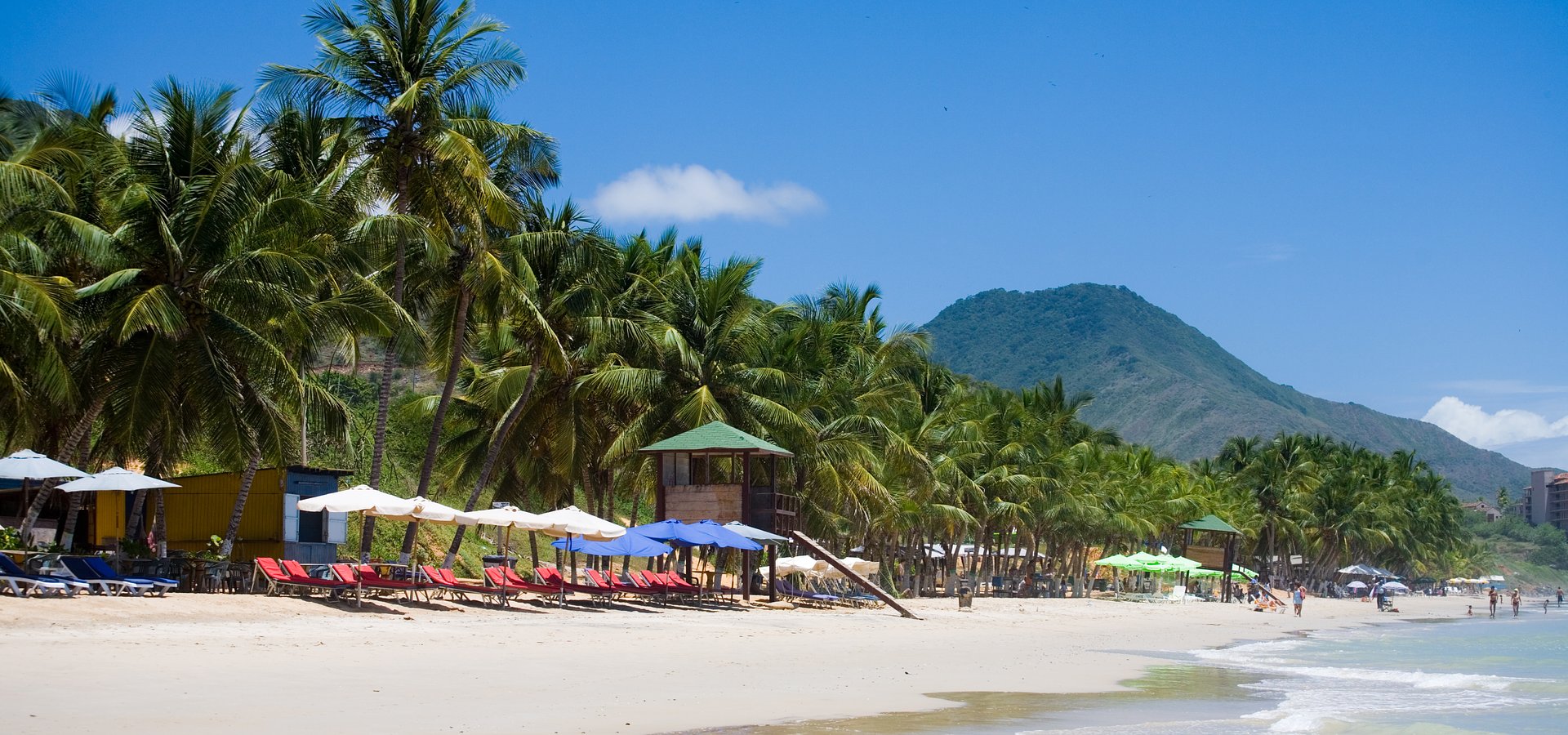 Jak wyjechać na urlop i zaoszczędzić na kolejną podróż? Wakacje.pl podpowiadają