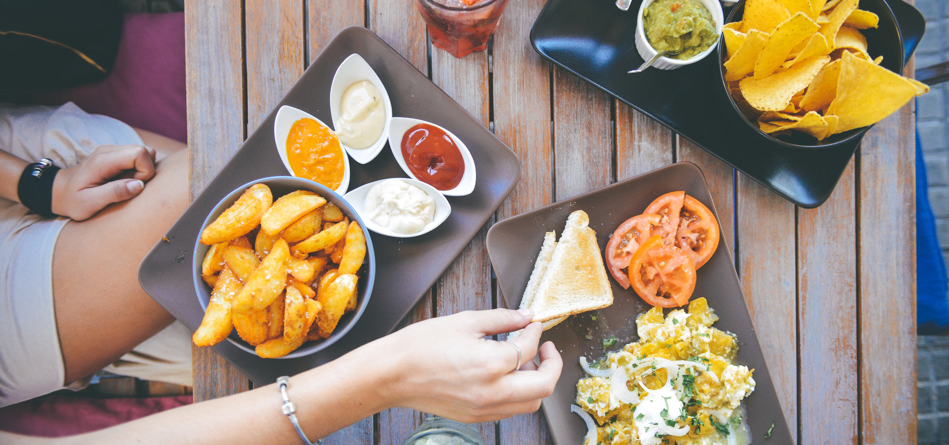 Papukurier – dostarczają dania z ponad 200 polskich restauracji. Właśnie pozyskali milionową inwestycję.