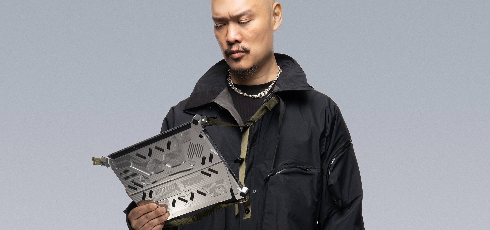 ASUS Republic of Gamers x ACRONYM przedstawiają nowy sprzęt w limitowanej edycji