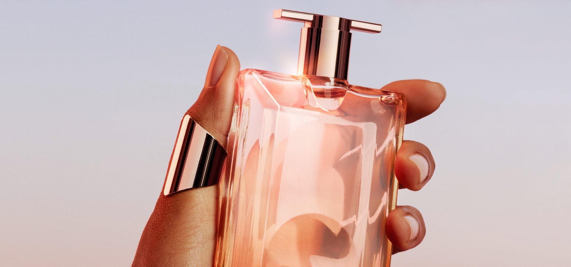 Lancôme lança a nova Eau de Parfum Floral Idôle Now: uma celebração da autenticidade e poder feminino