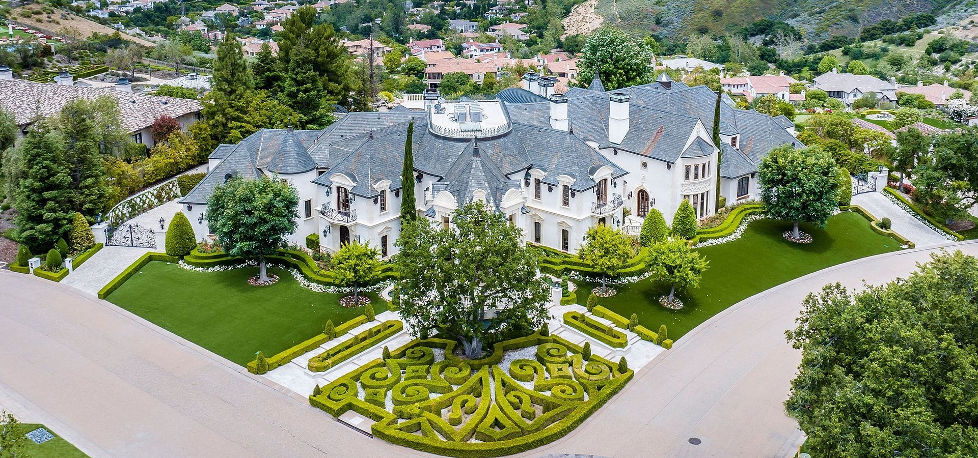 Richard Drummond Davis’s French Chateaux Estate Formerly Leased by Mariah Carey Listed for $28.75 Million by Coldwell Banker Realty