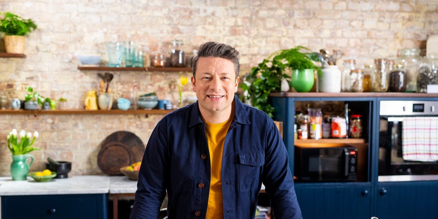 Jamie Oliver regressa ao 24Kitchen com receitas novas e económicas