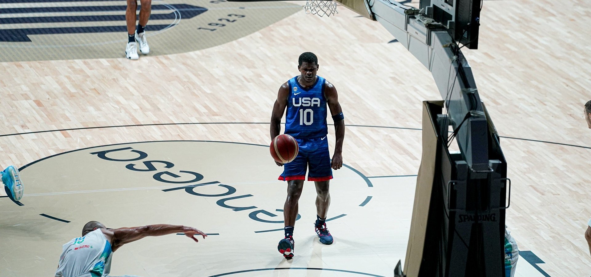 USA Men Get USA Basketball Showcase win over Slovenia