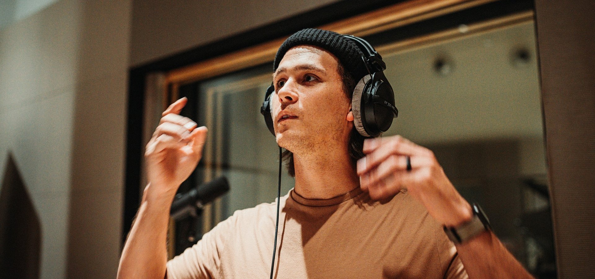 Alt-Pop Artist Tim Qualls Launches New Single "History" Ahead of Debut Album