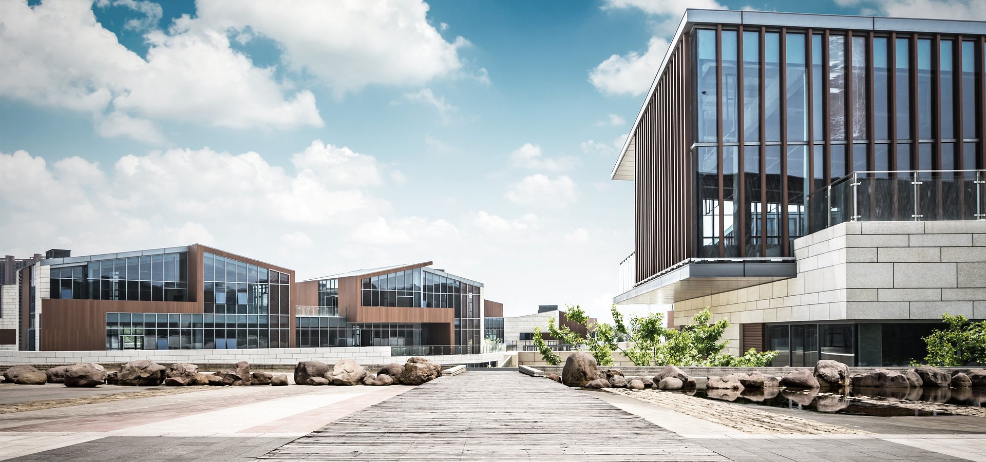 Centra usług wspólnych biorą azymut na mniejsze miasta. Rosną m.in. w Łodzi i Lublinie