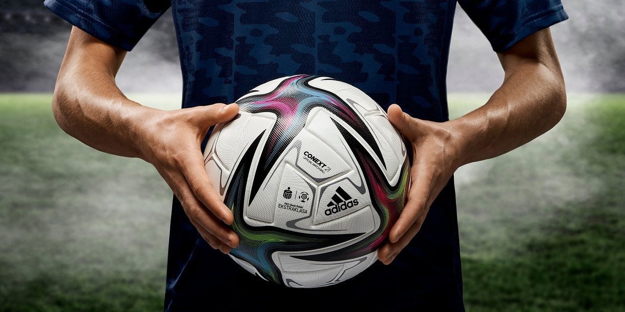 Ekstraklasa PRO: nowa piłka PKO Bank Polski Ekstraklasy