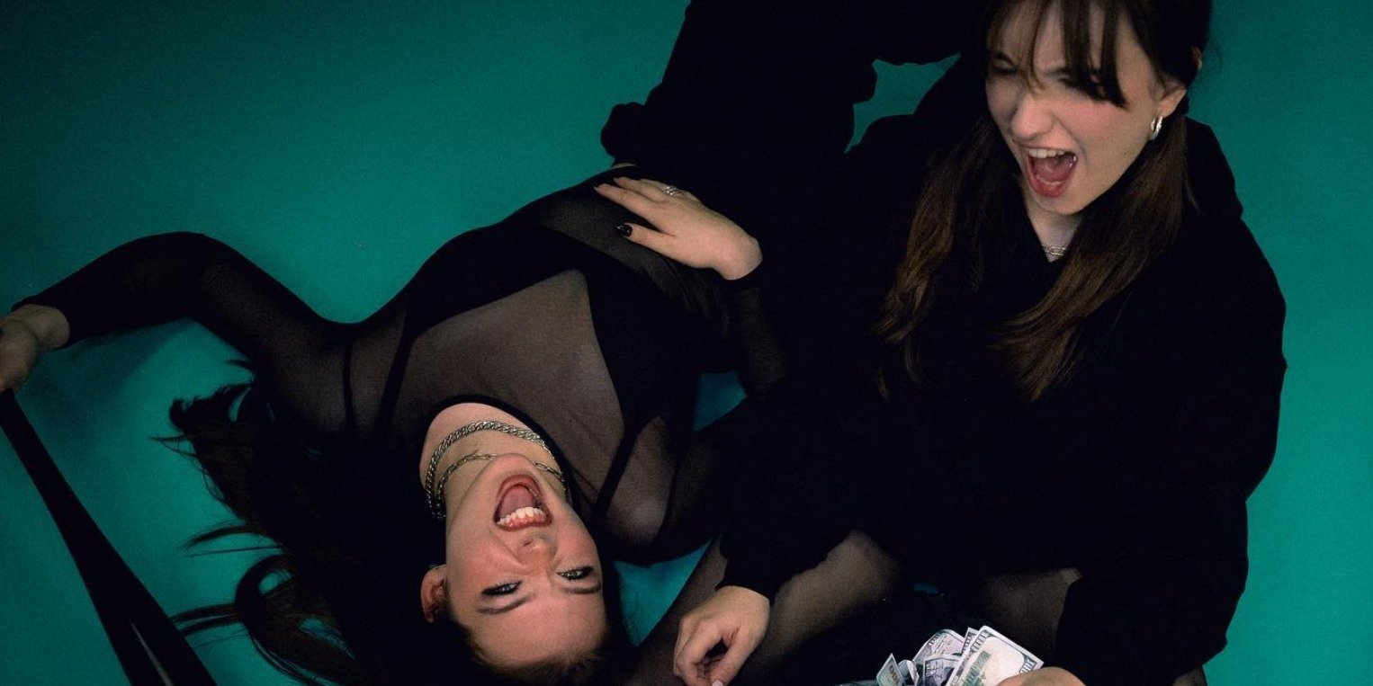 Pop Sensation ellakate Unleashes Girl Power Anthem "TAG TEAM"