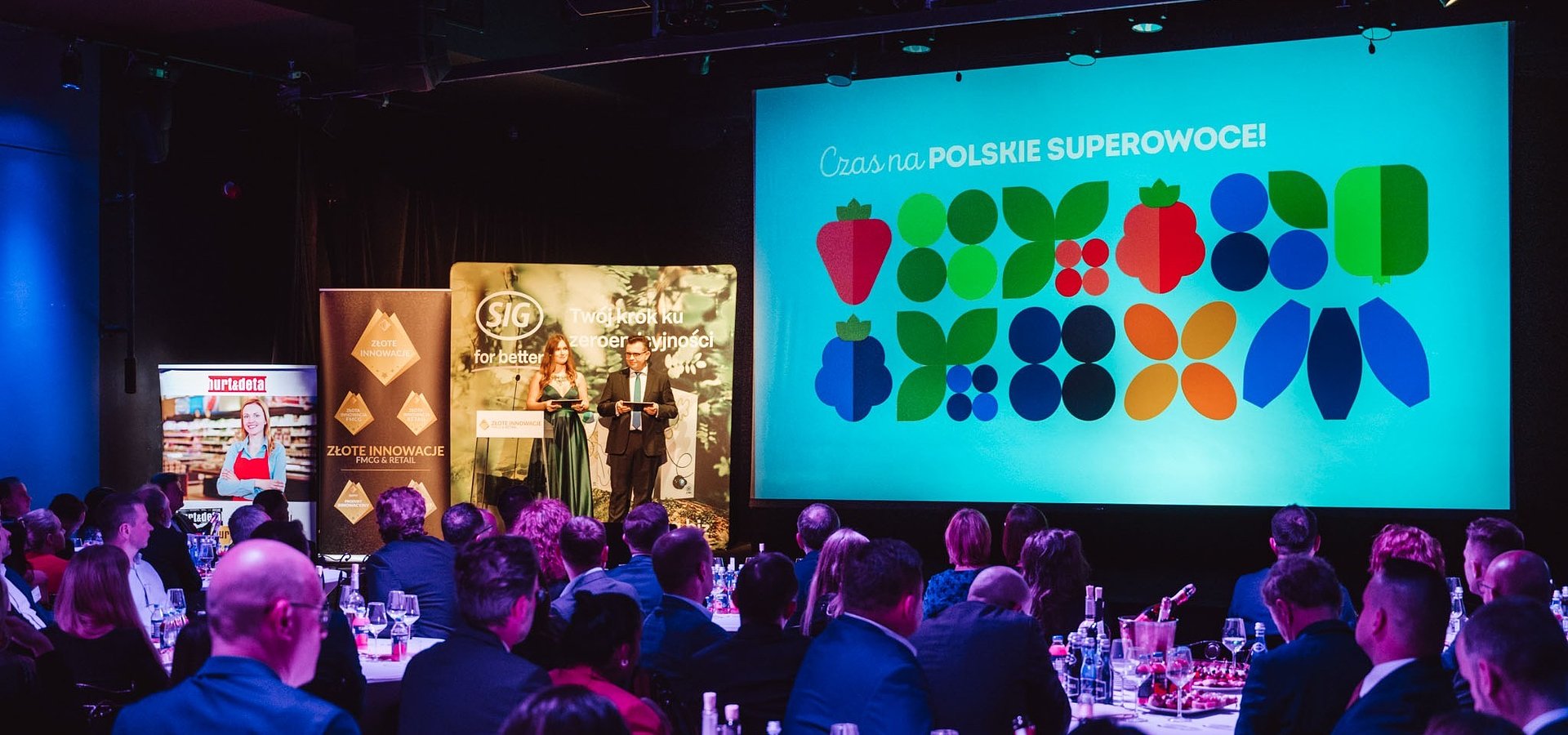 SUPEROWOCE w lustereczku!