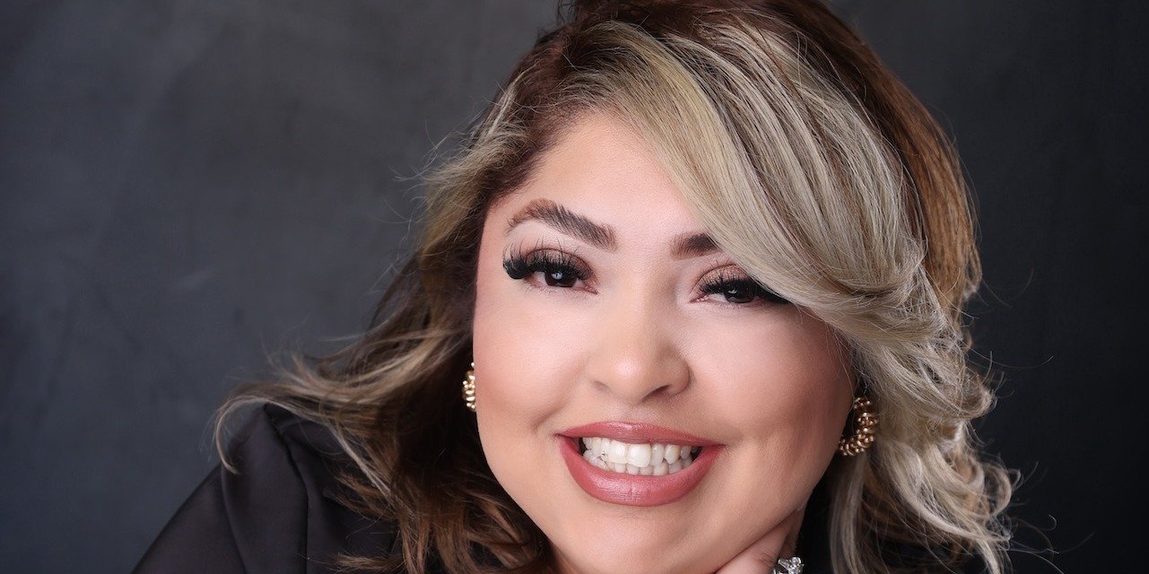 Clarissa Salina Affiliates with the Southwest-Litchfield Office of Coldwell Banker Realty