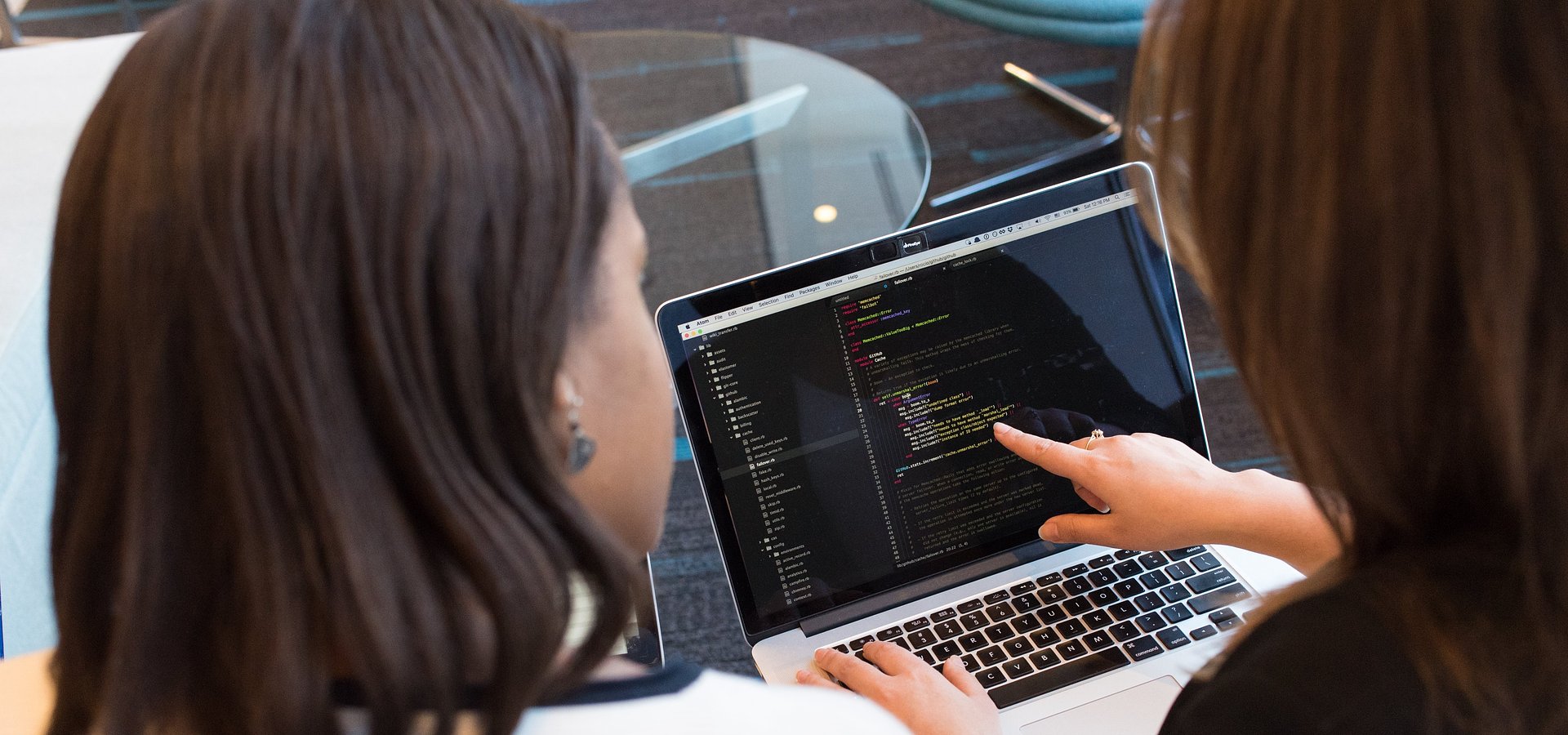 Rewolucja low-code opiera się na chmurze