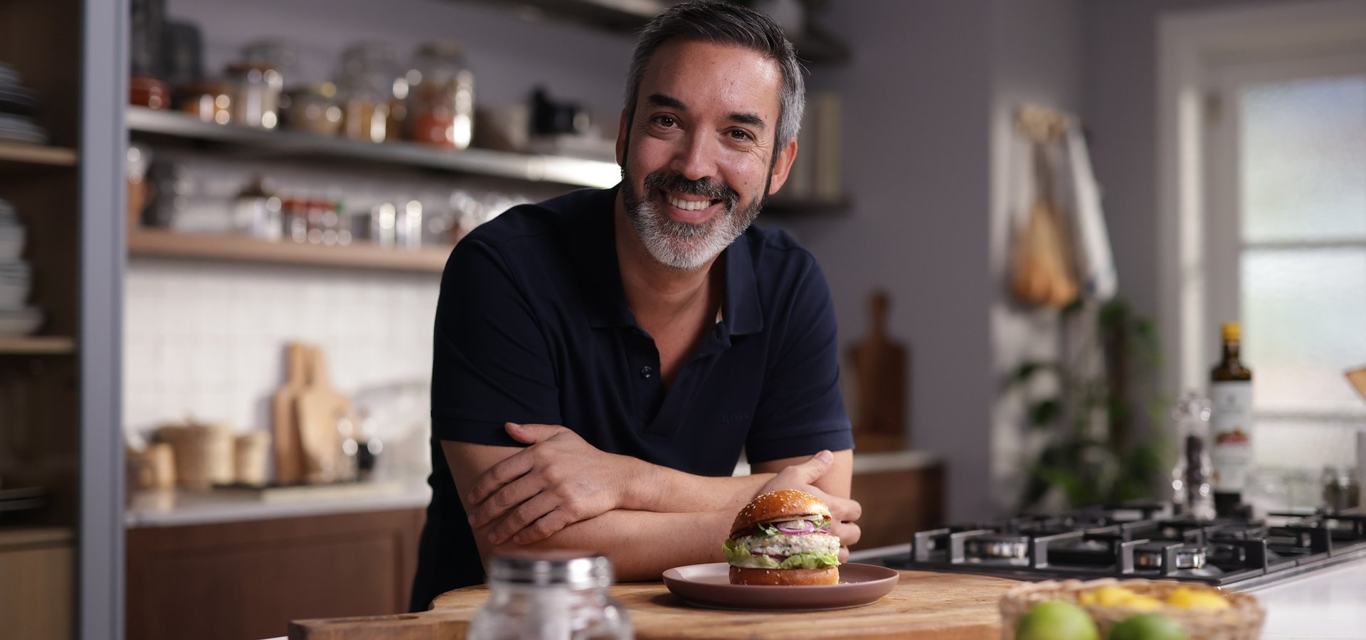 Henrique Sá Pessoa estreia nova temporada de “ComTradição” no 24Kitchen a 8 de janeiro