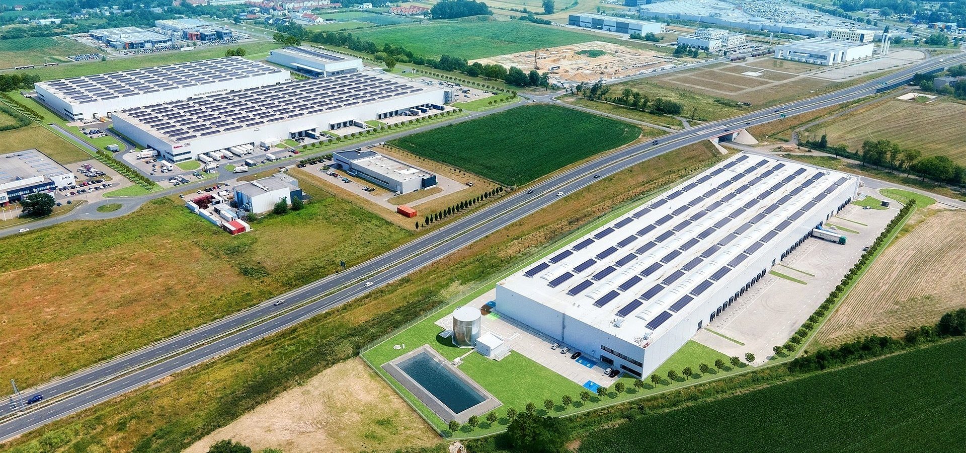 Zaproszenie na otwarcie fabryki TitanX Engine Cooling w CTPark Opole