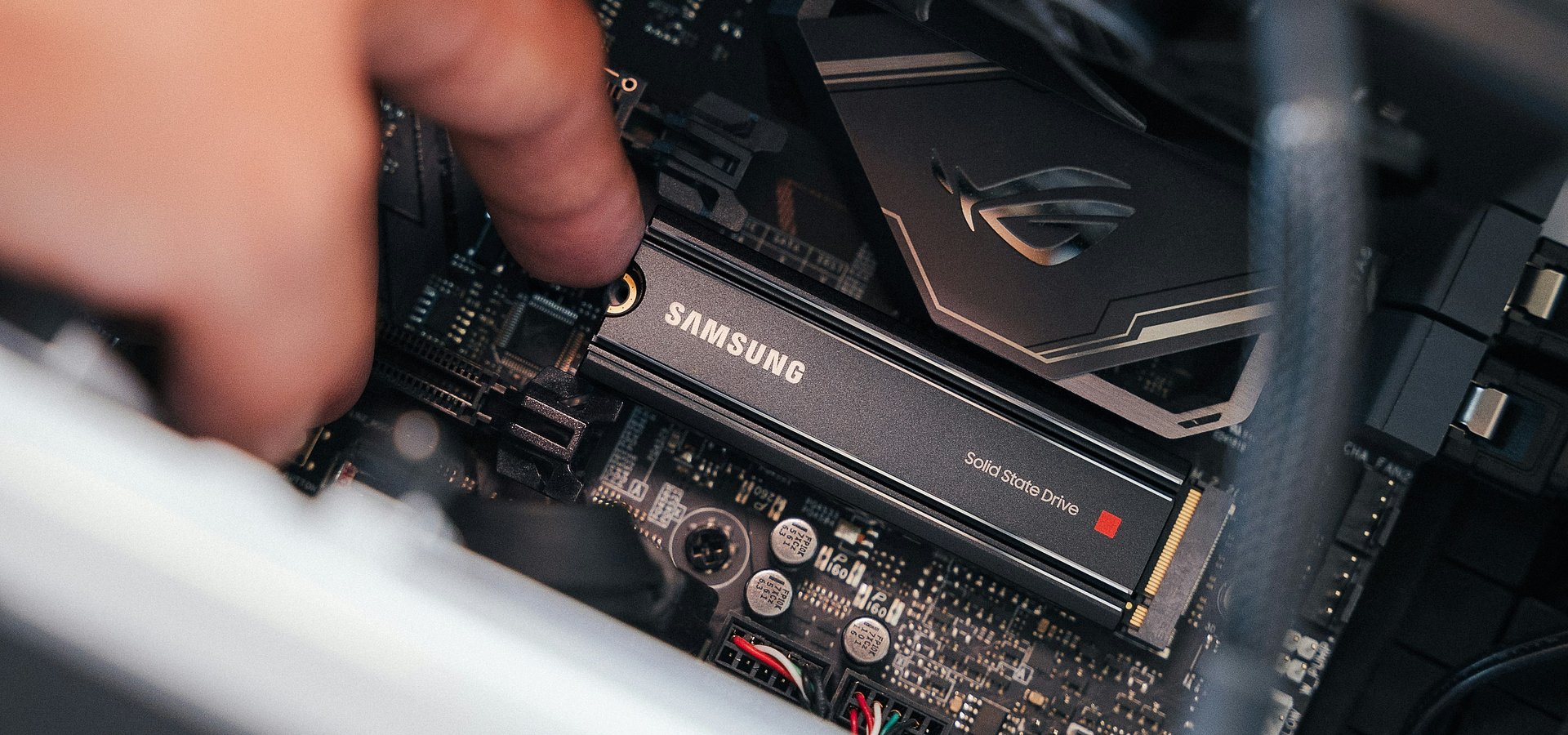 De ce este mai bine să cumperi o unitate SSD sau NVMe în loc de una HDD
