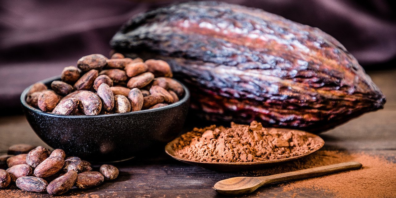 Obniżki stóp procentowych, rekordowe dywidendy i kurs złotego w cieniu zarzutów dla prezesa NBP