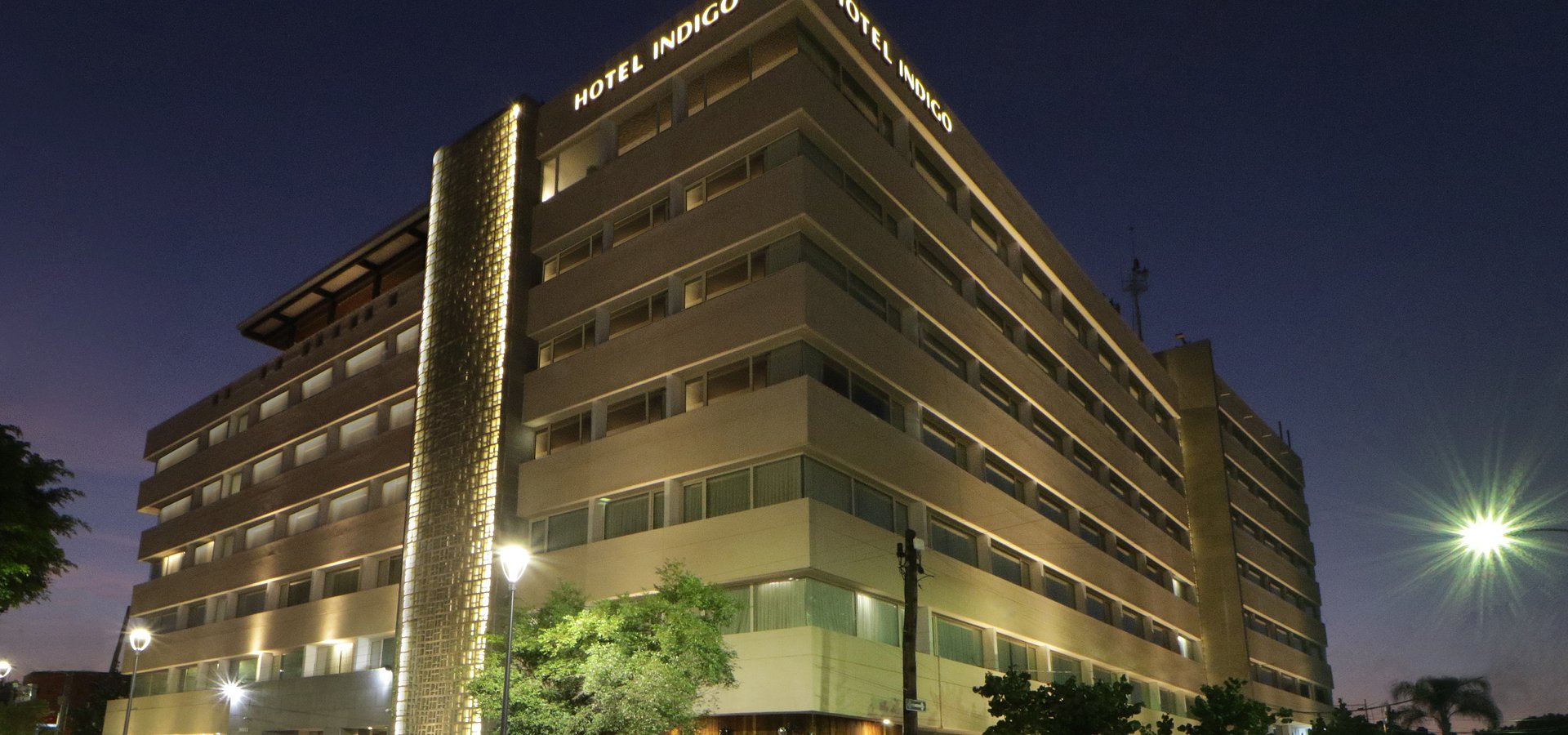 Hotel Indigo Guadalajara Expo: un edificio histórico para el futbol brasileño y para la capital de Jalisco