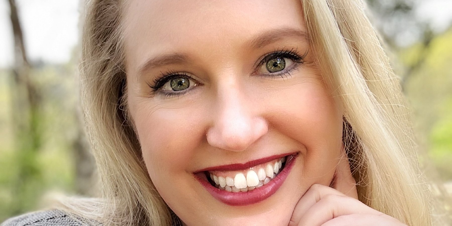 Kirsten Loechler Associates with the Silverdale Office of Coldwell Banker Bain