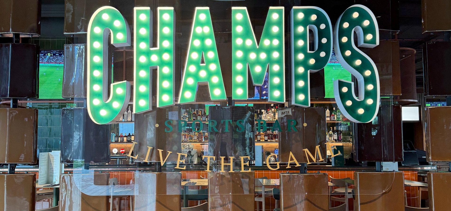 Champs Sports Bar – nowa era wspólnego kibicowania w sercu Powiśla