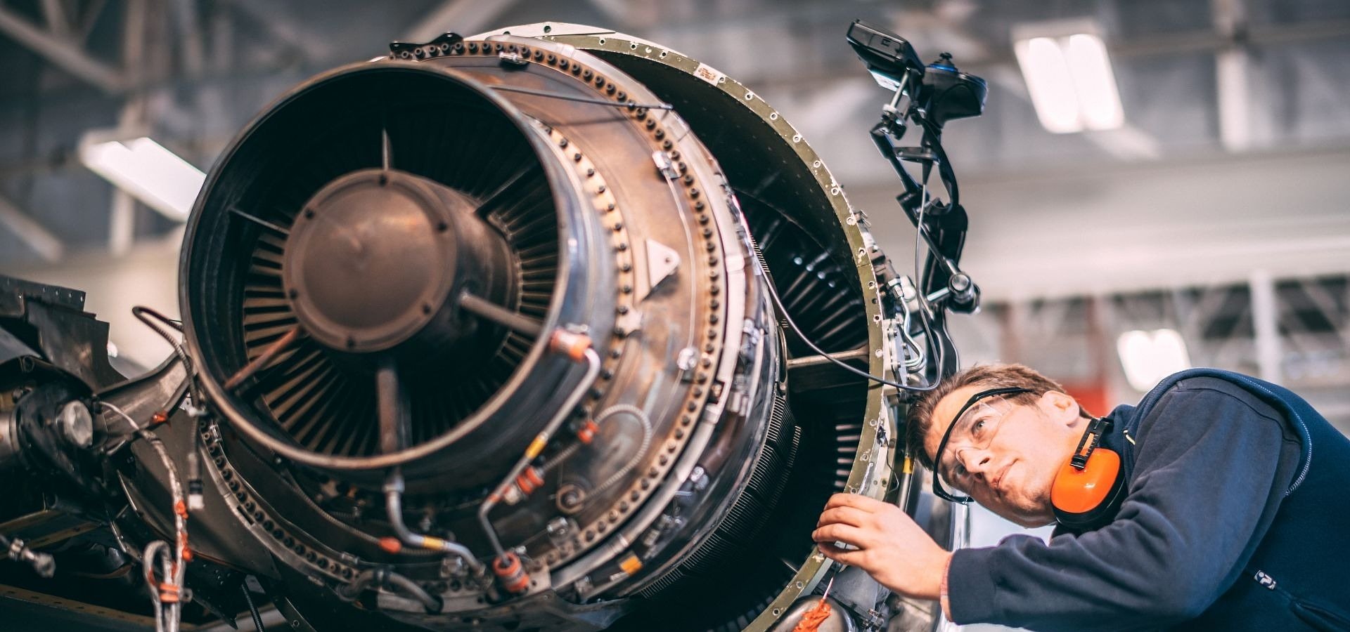 Inżynier serwisu, technik serwisu, serwisant. Oczekiwania kandydatów