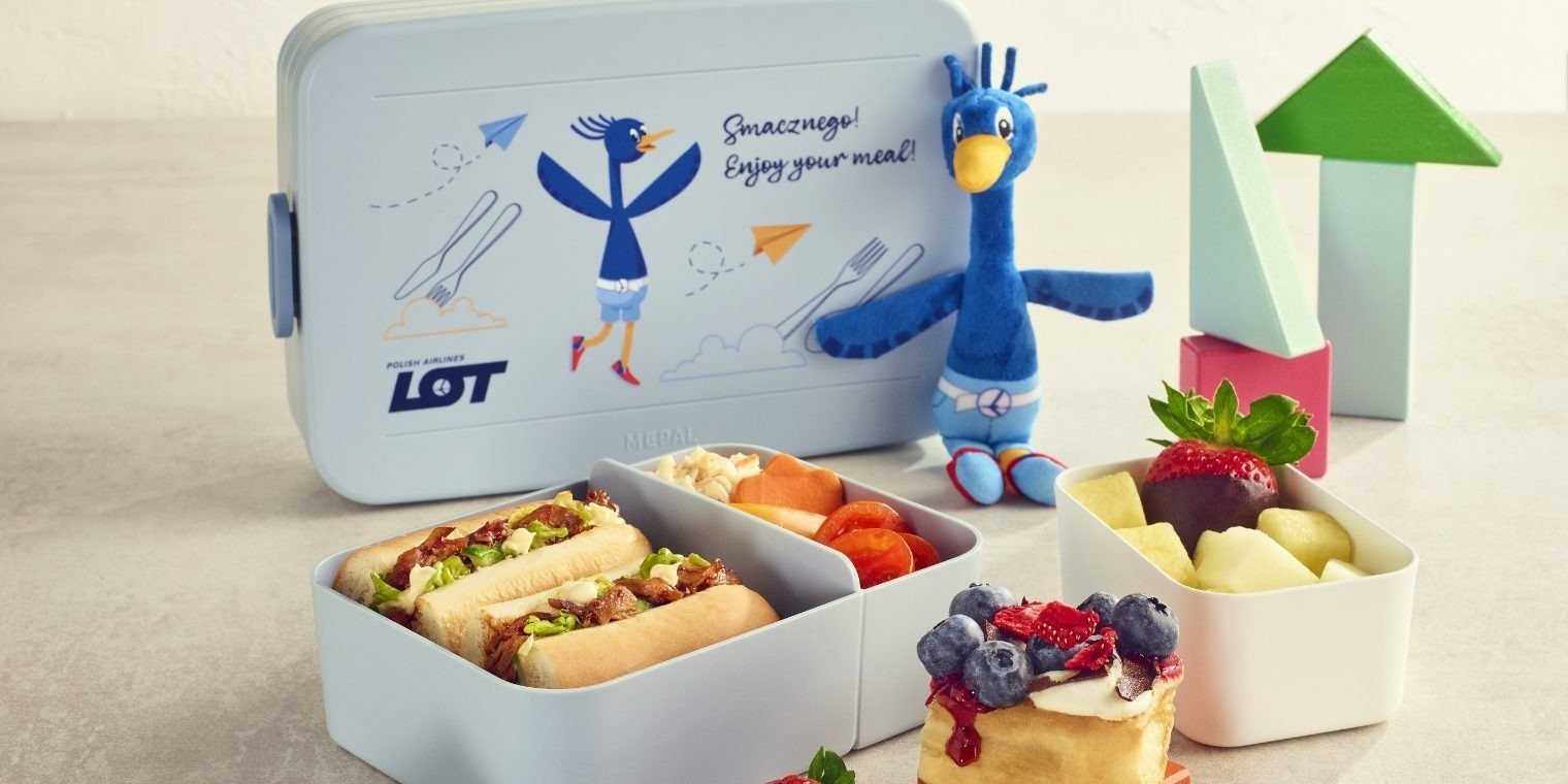 NOWOŚĆ DLA DZIECI NA POKŁADACH PLL LOT. PYSZNE JEDZENIE W SAMOLOCIE, LUNCHBOX NA ZAWSZE!