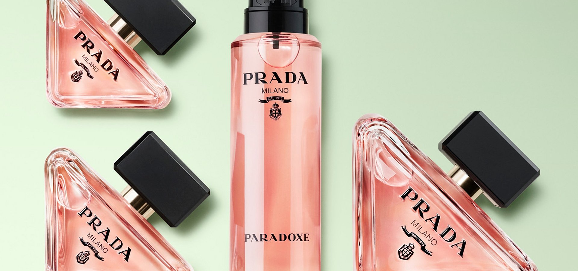 PRADA LANÇA PARADOXE VIRTUAL FLOWER: UMA NOVA EXPRESSÃO DE FEMINILIDADE E INOVAÇÃO
