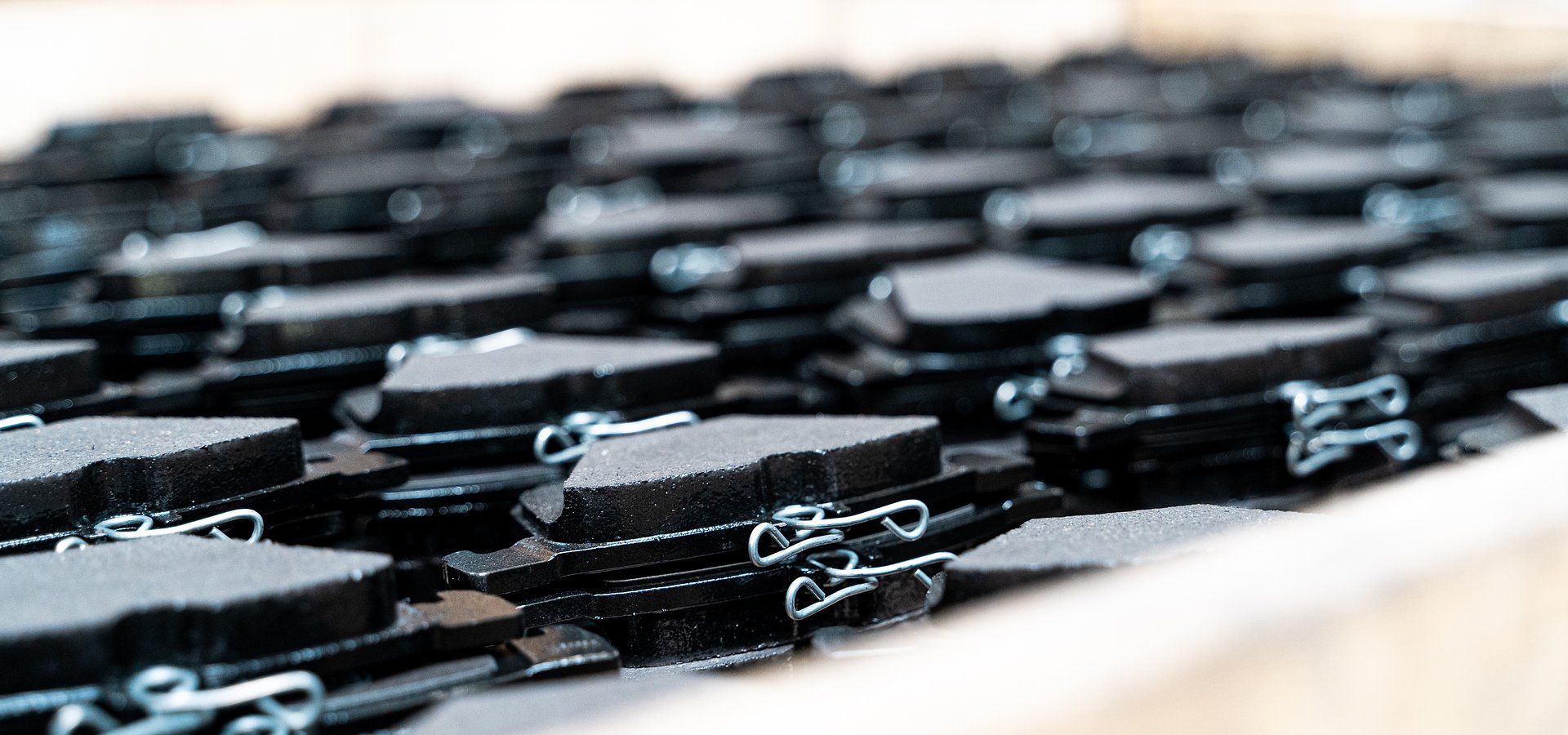 Euro 7: TMD Friction przesuwa granice technologiczne w celu zmniejszenia emisji spowodowanych zużyciem hamulców