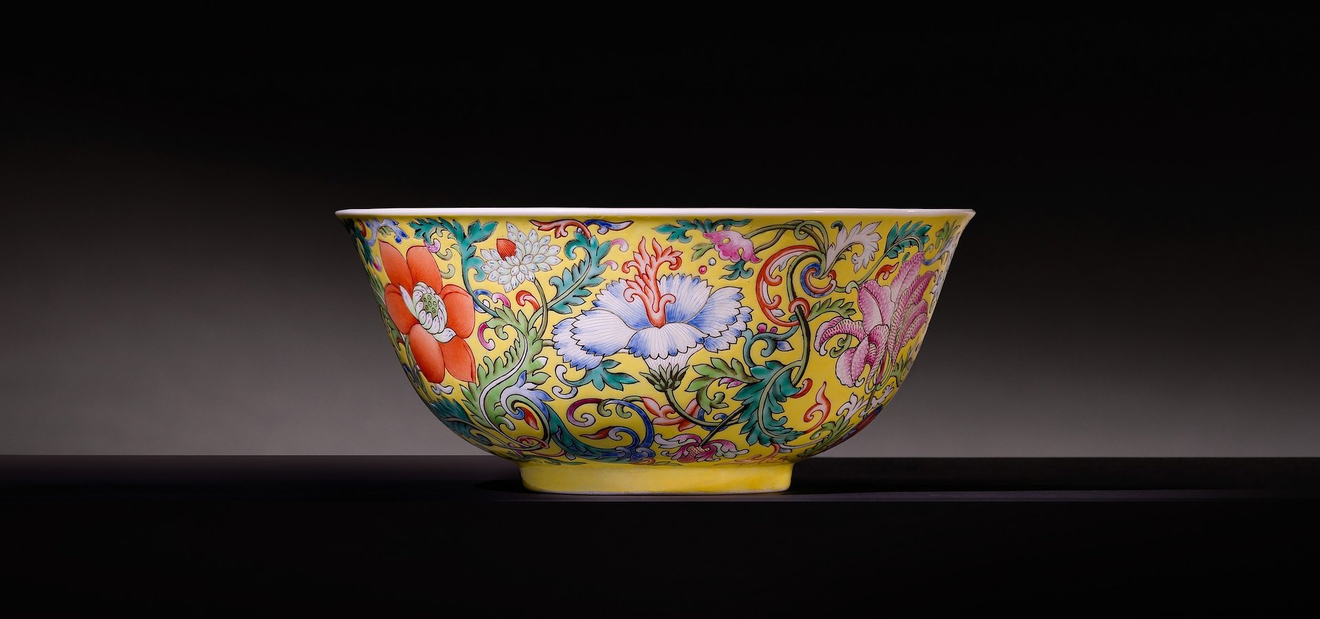 Private Collection of Chinese Imperial Porcelain in Storage for a Century Comes to Auction