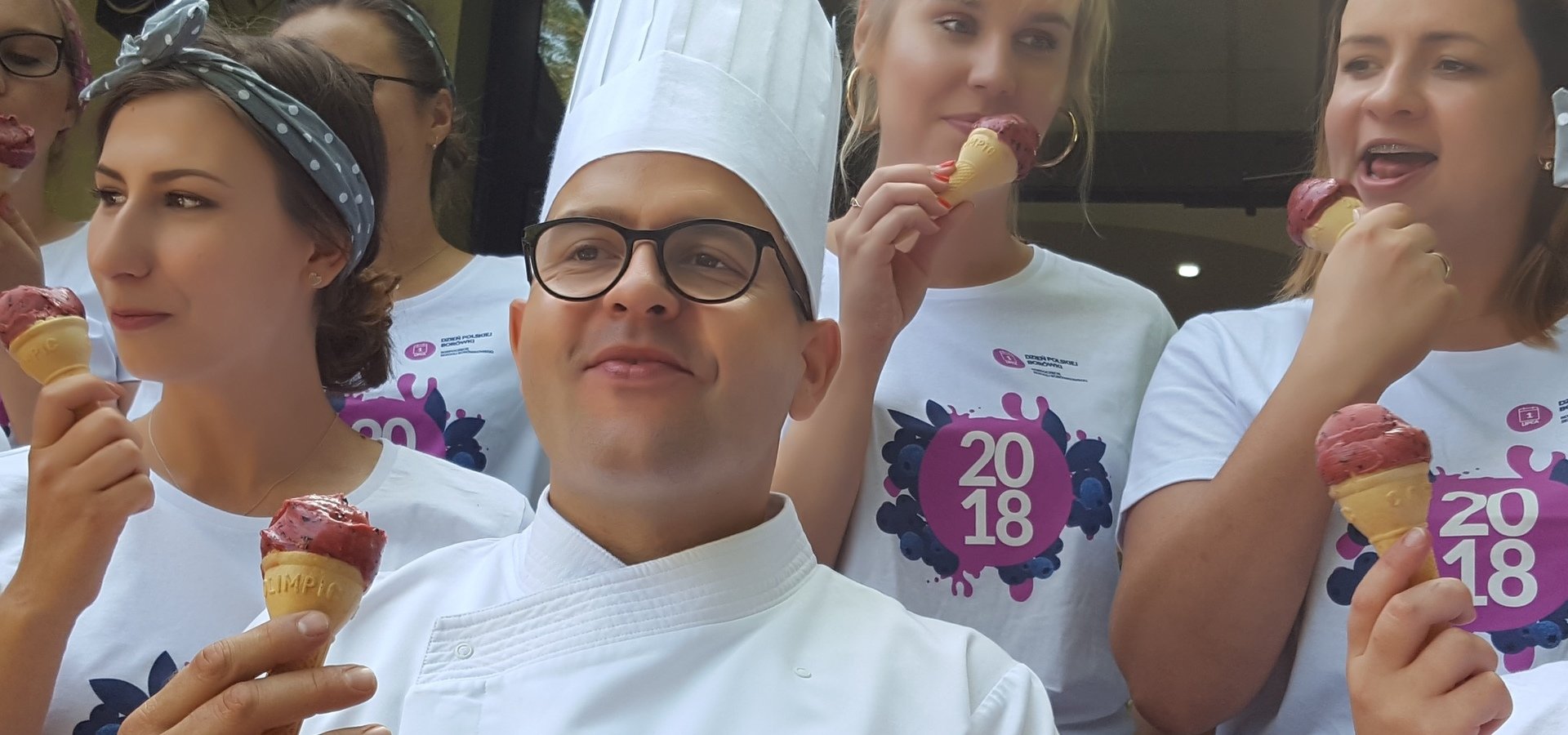 2 września - Międzynarodowy Dzień Lodów Borówkowych