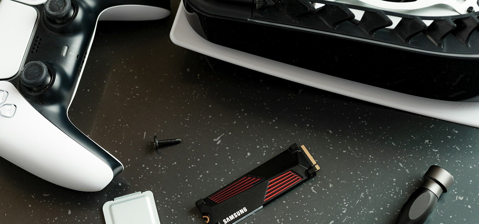 Kako zameniti hard-disk u PS5 Pro?